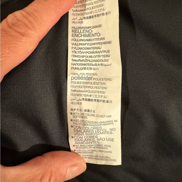 Under Armour Men's Reversible Lightweight Zip Front Contrast Puffer Vest Medium - Picture 10 of 12